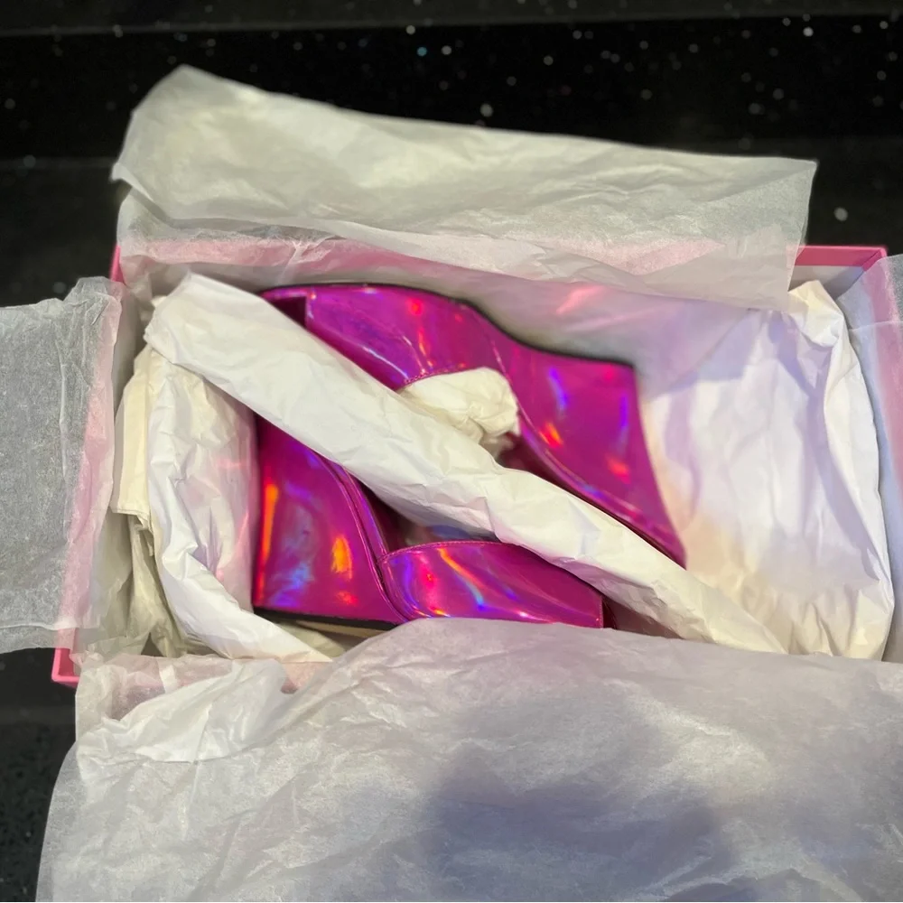 ✨✨NWT✨✨ BARBIECORE Paris Texas Prisma Fuchsia mules - Picture 5 of 8